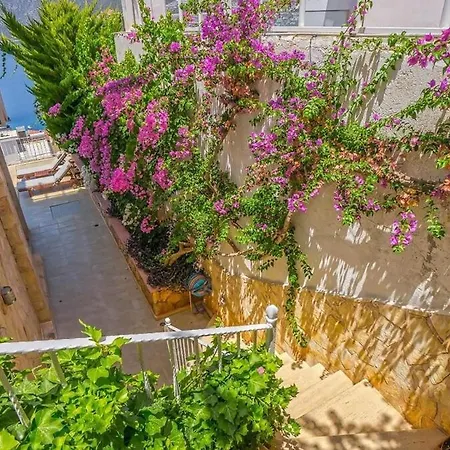 White Star Villa Kas
